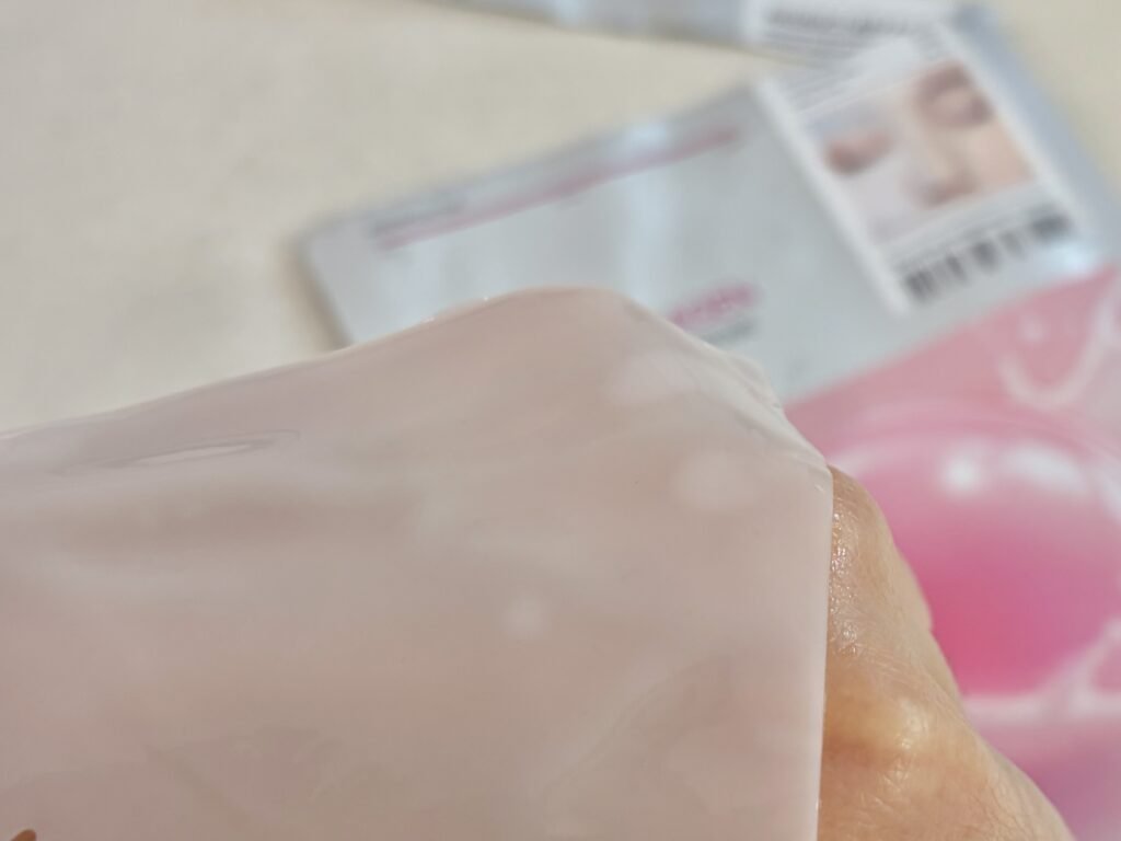 Thick and bouncy low-molecular collagen melting hydrogel sheet of Mediheal Hyper Gel Mask for overnight occlusion.